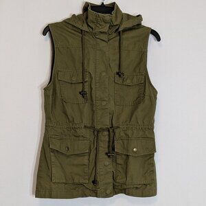 2 SABLE Olive, Army Green Hooded Sleeveless Hiking Cargo Jacket; Size M